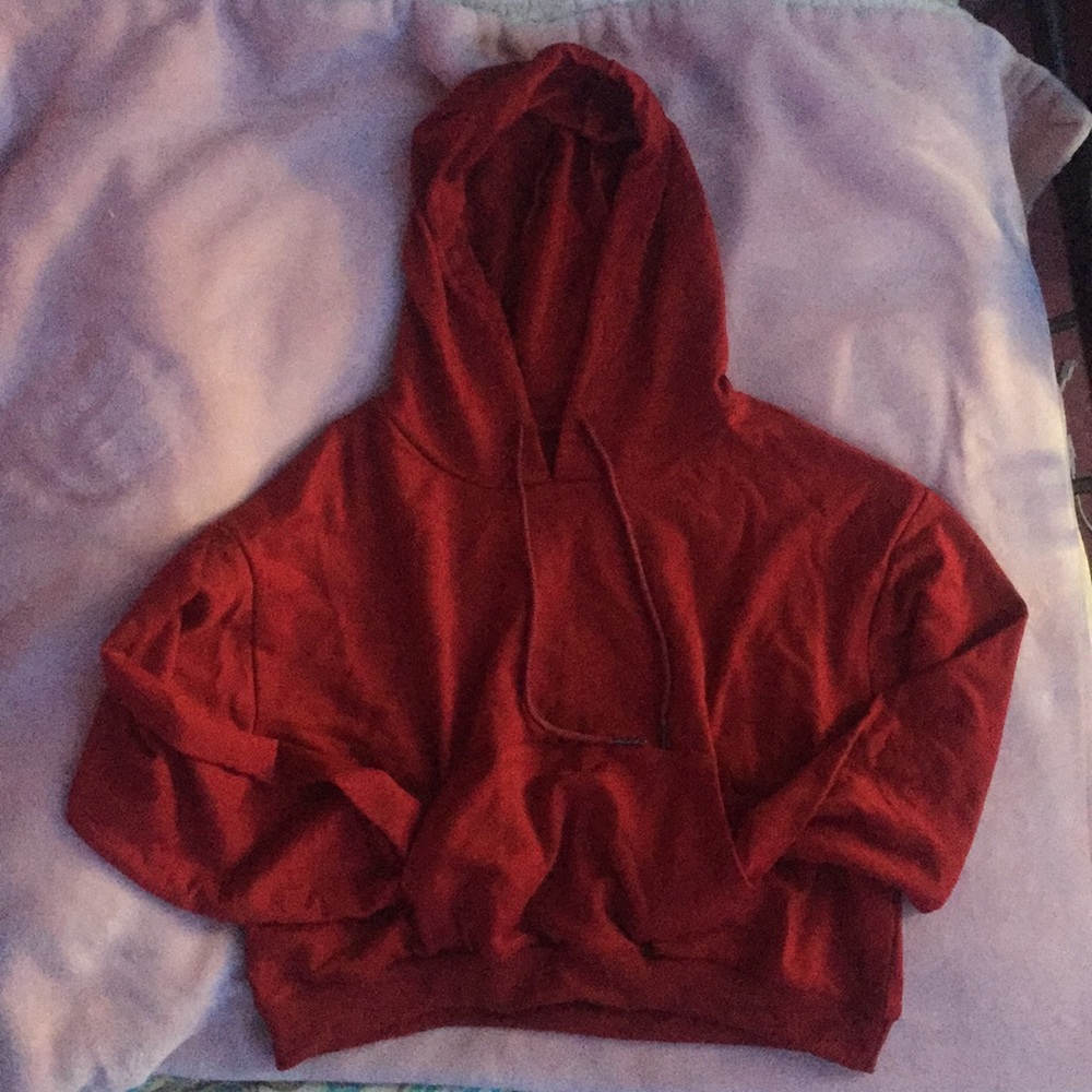 Red crop pullover hoodie